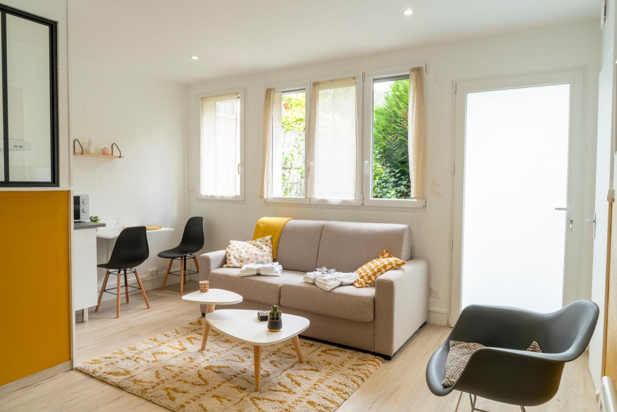 Stockholm- Studio Serenite Avec Jardin Charleville-Mézières Extérieur photo