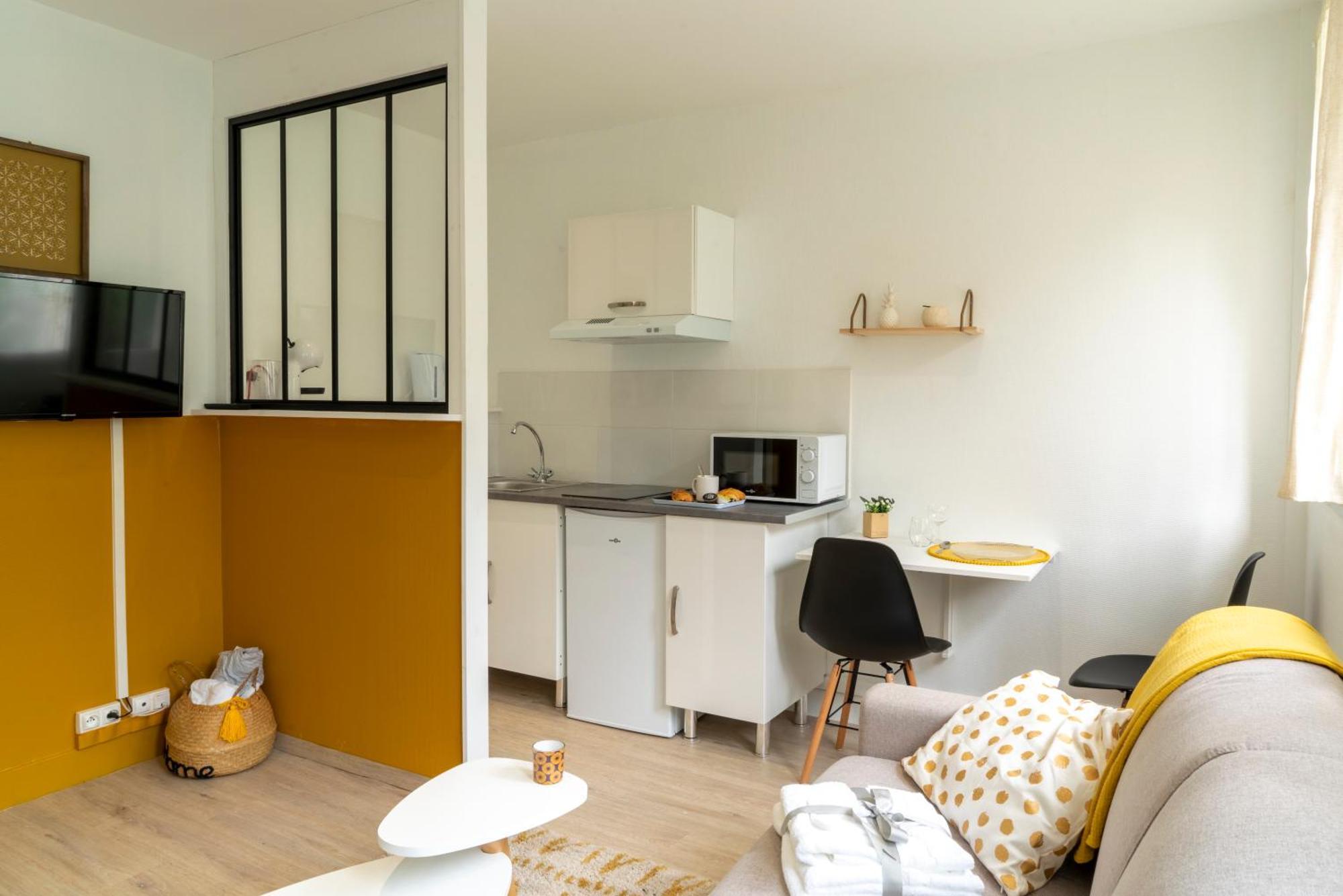 Stockholm- Studio Serenite Avec Jardin Charleville-Mézières Extérieur photo