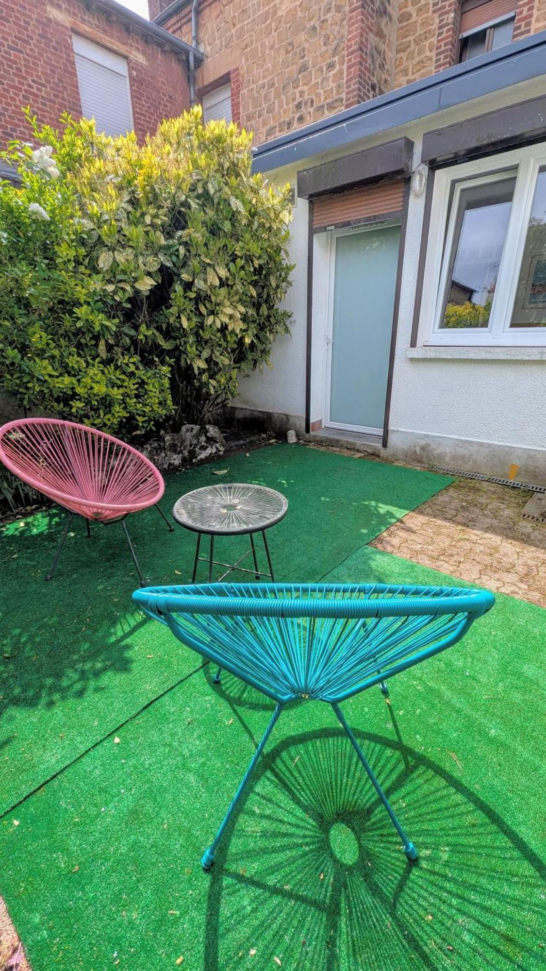 Stockholm- Studio Serenite Avec Jardin Charleville-Mézières Extérieur photo